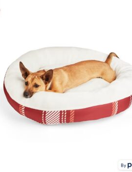 EveryYay Essentials Snooze Fest Cuddler Dog Bed, 30″ L X 30″ W X 6″ H, Red Plaid